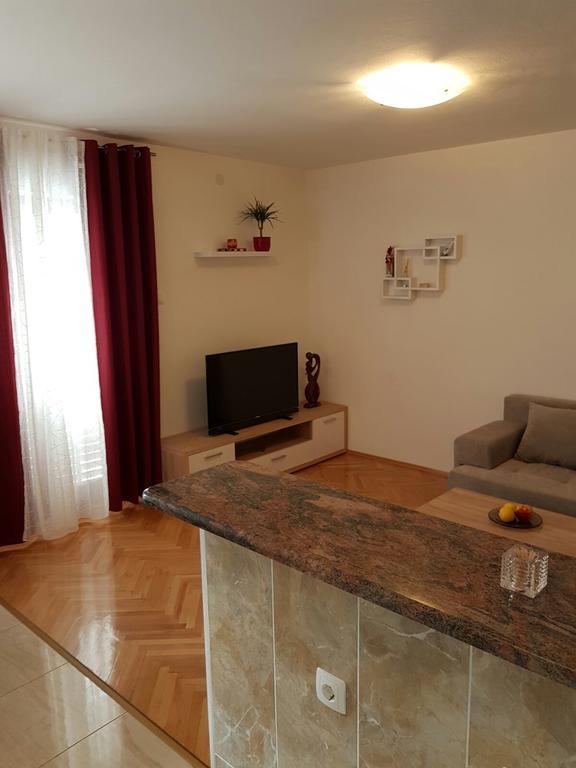 Apartment Vice Mali Split Exterior foto